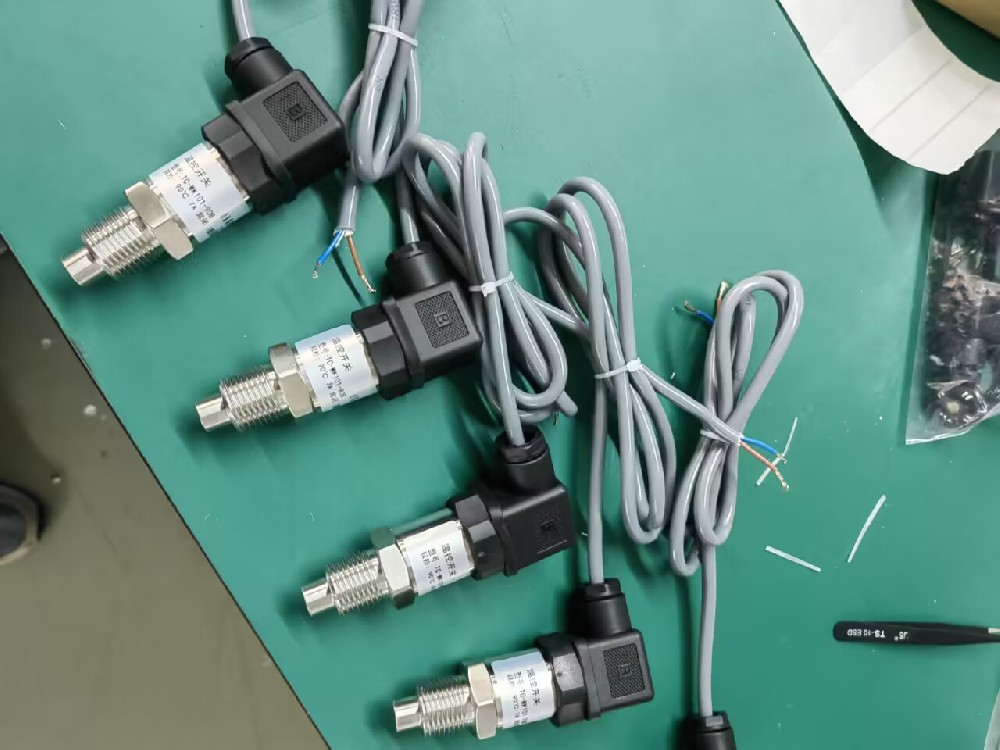 热电偶可能接受的最大压力是几多？在高压环境下是否会影响丈量正确性？